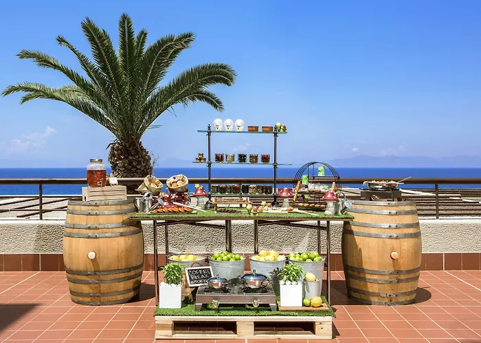 Sheraton Rhodes Üdülőközpont Ixiá