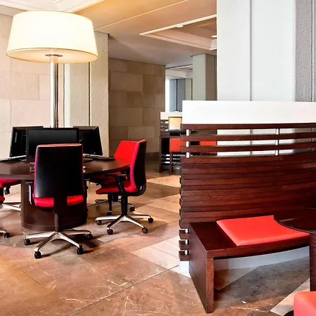 Sheraton Rhodes Station touristique