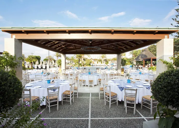 Курортный комплекс Sheraton Rhodes